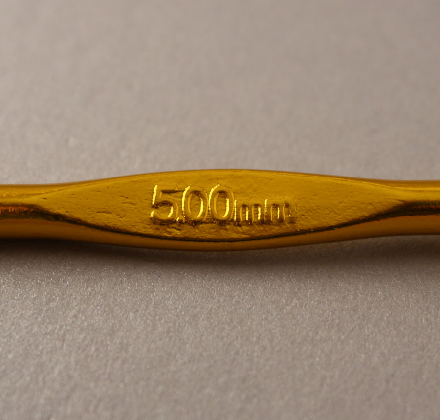 Anodised Aluminium Crochet Hook ~ 5mm/US H-8