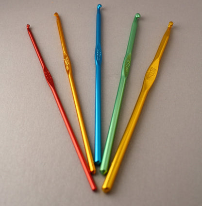 Anodised Aluminium Crochet Hook ~ 4.5mm/US 7