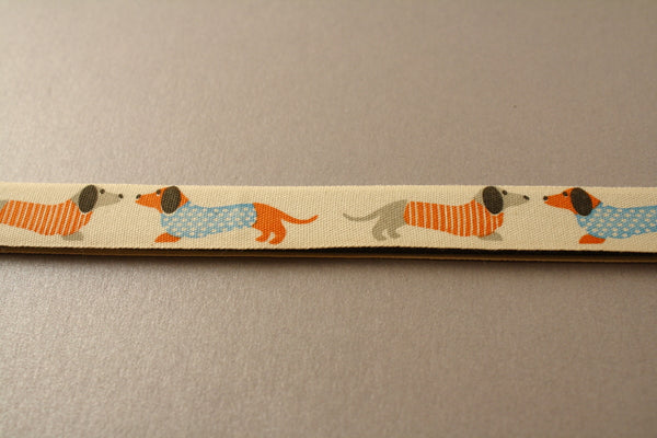 Chatty Dachshunds Pattern Safe Magnetic Chart Reader for Knitting and Crafts