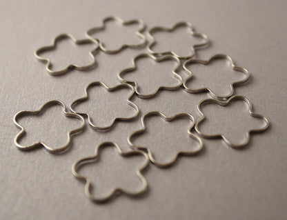 Simple Solid Snag-Free Flower Ring Stitch Markers for Knitting