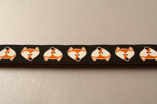 Crafty Foxes Pattern Safe Magnetic Chart Reader for Knitting and Crafts