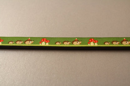 Hedgehog Family Pattern Safe Magnetic Chart Reader for Knitting and Crafts
