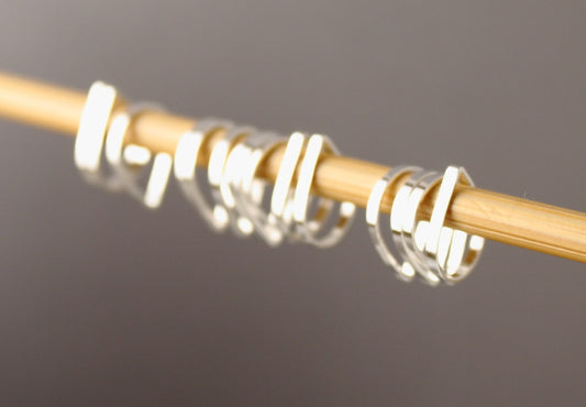 Simple Solid Snag-Free Mini Raindrop Ring Stitch Markers for Knitting