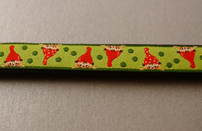 Peeping Pixies Pattern Safe Magnetic Chart Reader for Knitting and Crafts