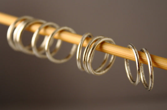 Simple Solid Snag-Free Silver Ring Stitch Markers for Knitting